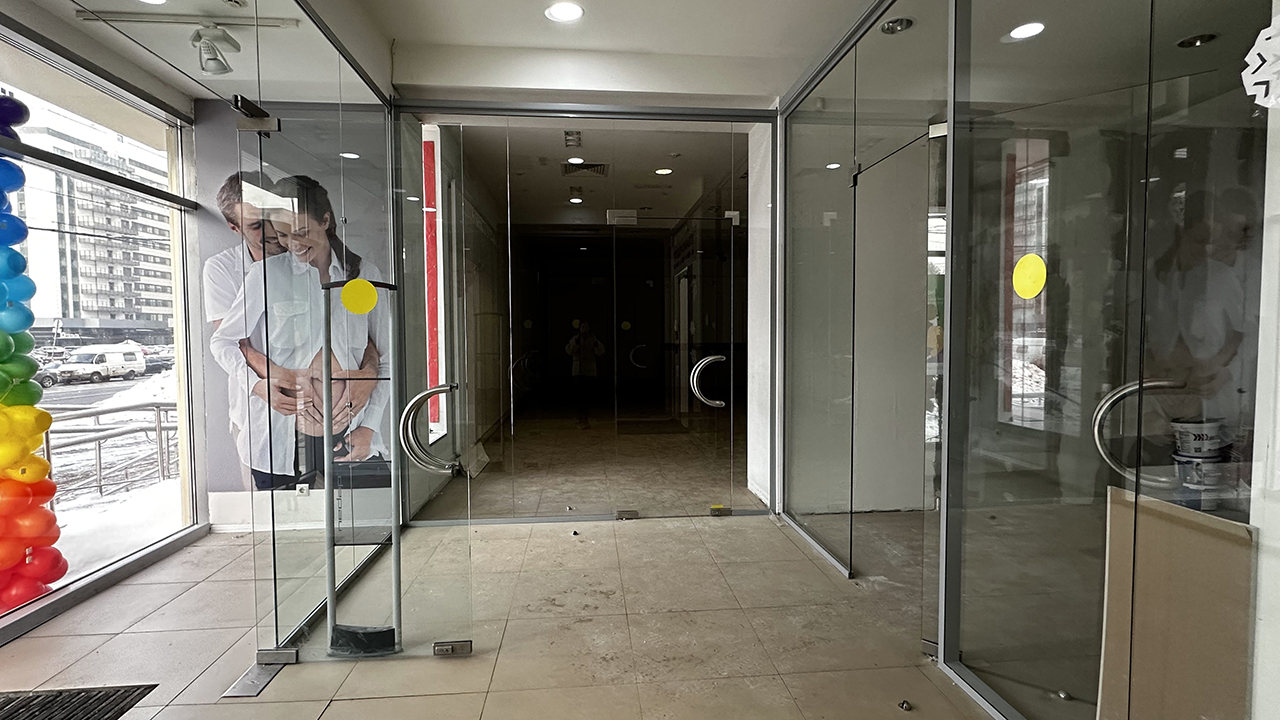 Остекление входной группы: стратегия для увеличения посещаемости и ...